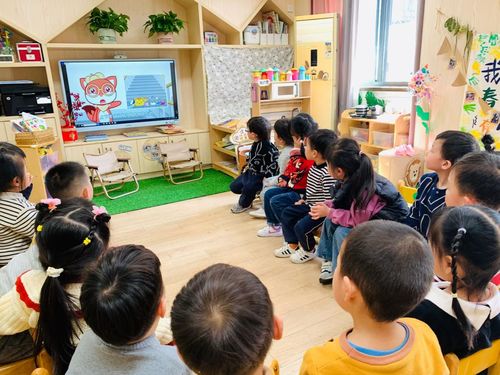 仙林實驗幼兒園 預(yù)防踩踏勿擁擠 安全常駐童心中